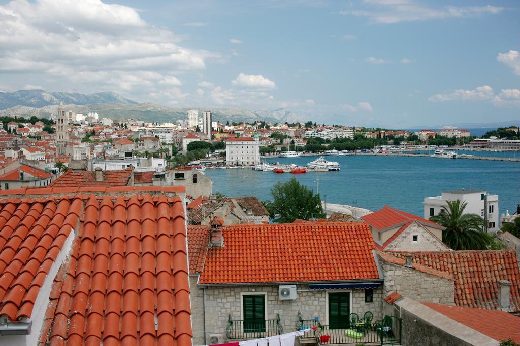 Royal Apartment Varos Split Exterior photo